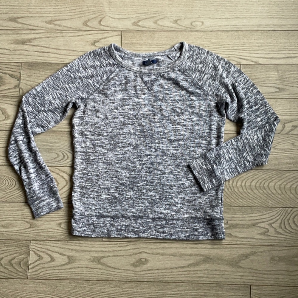 GAP KNIT TOP